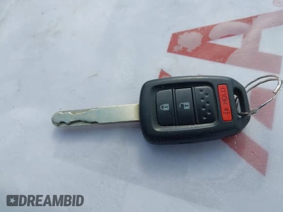 ✅ 2018 Honda Fit LX • VIN: 3HGGK5G45JM716617 • Лот: 43481637. Опубликован ранее на IAAI с пробегом 189 846 миль. Бесплатный доступ к архиву аукционных продаж из США и подробный отчёт об истории автомобиля на DreamBid. Изображение 11.