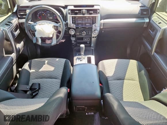 ✅ 2023 Toyota 4Runner SR5 • VIN: JTEEU5JR0P5302904 • Лот: 80162955. Опубликован ранее на Copart с пробегом 39 102 миль. Бесплатный доступ к архиву аукционных продаж из США и подробный отчёт об истории автомобиля на DreamBid. Изображение 8.