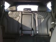 ✅ 2022 Hyundai Santa Fe Calligraphy • VIN: 5NMS5DAL4NH382065 • Lot: 47484163. Wystawiony na Copart z przebiegiem 18 021 mil. Bezpłatny archiwum sprzedaży aukcyjnych z USA i szczegółowy raport historii pojazdu na DreamBid. Zdjęcie 10.