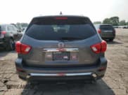 ✅ 2019 Nissan Pathfinder S • VIN: 5N1DR2MMXKC633330 • Лот: 64397035. Опубликован ранее на Copart с пробегом 190 196 миль. Бесплатный доступ к архиву аукционных продаж из США и подробный отчёт об истории автомобиля на DreamBid. Изображение 6.