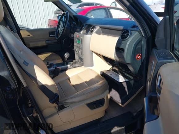 ✅ 2006 Land Rover LR3 HSE • VIN: SALAG25446A361508 • Лот: 41640500. Опубликован ранее на IAAI с пробегом 314 856 миль. Бесплатный доступ к архиву аукционных продаж из США и подробный отчёт об истории автомобиля на DreamBid. Изображение 5.