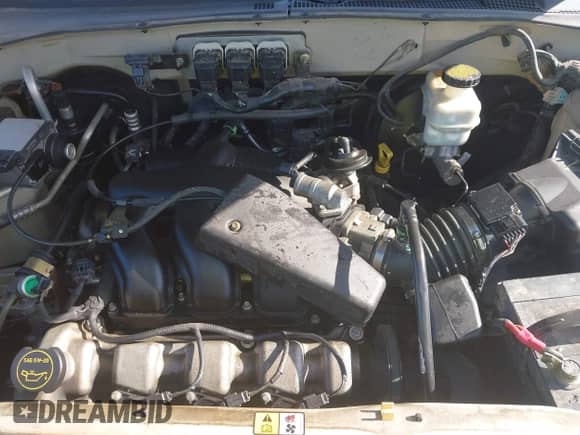 2005 Mercury Mariner Luxury with VIN 4M2CU56115DJ08104, listed as a IAAI auction lot 42703122 with 160,829 mi miles and . Bid and sale history available at DreamBid. Image 10.