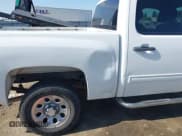 ✅ 2011 Chevrolet Silverado 1500 LS • VIN: 3GCPCREA5BG408018 • Lot: 43217341. Wystawiony na IAAI z przebiegiem 190 884 mil. Bezpłatny archiwum sprzedaży aukcyjnych z USA i szczegółowy raport historii pojazdu na DreamBid. Zdjęcie 17.