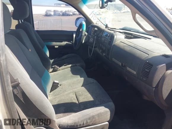 ✅ 2007 Chevrolet Silverado 1500 Work Truck • VIN: 1GCEC19C17Z610804 • Lot: 41652687. Listed on IAAI with 333,312 mi. Free auction sales archive from the USA and detailed vehicle history report at DreamBid. Image 5.