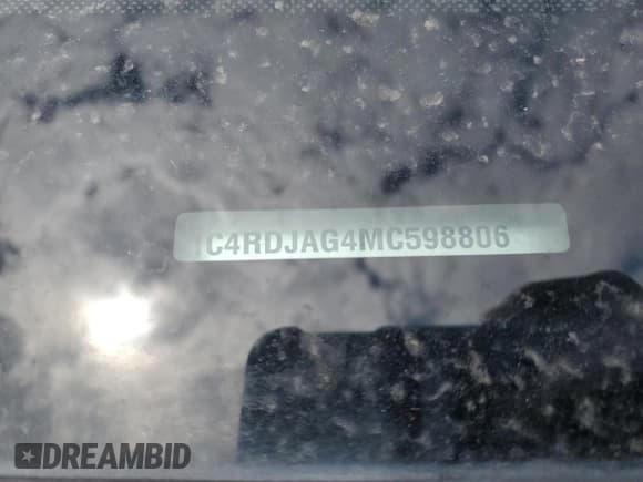 ✅ 2021 Dodge Durango SXT Plus • VIN: 1C4RDJAG4MC598806 • Lot: 69055165. Listed on Copart with 71,611 mi. Free auction sales archive from the USA and detailed vehicle history report at DreamBid. Image 13.