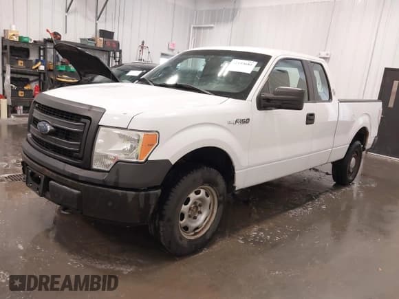 ✅ 2014 Ford F-150 XL • VIN: 1FTEX1EM9EKG35815 • Lot: 42193682. Wystawiony na IAAI z przebiegiem 267 087 mil. Bezpłatny archiwum sprzedaży aukcyjnych z USA i szczegółowy raport historii pojazdu na DreamBid. Zdjęcie 20.