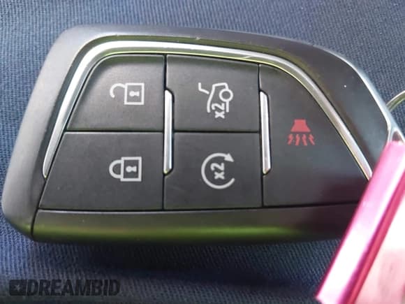 ✅ 2025 Cadillac CT5 Premium Luxury • VIN: 1G6DN5RW9S0113426 • Lot: 43277785. Wystawiony na IAAI z przebiegiem 30 945 mil. Bezpłatny archiwum sprzedaży aukcyjnych z USA i szczegółowy raport historii pojazdu na DreamBid. Zdjęcie 11.