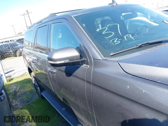 ✅ 2020 Ford Expedition Max XLT • VIN: 1FMJK1HT2LEA37945 • Лот: 41332185. Опубликован ранее на IAAI с пробегом 47 031 миль. Бесплатный доступ к архиву аукционных продаж из США и подробный отчёт об истории автомобиля на DreamBid. Изображение 13.