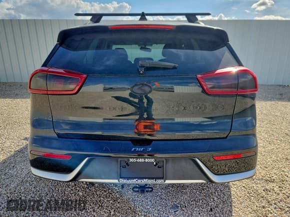 ✅ 2017 Kia Niro EX • VIN: KNDCC3LC2H5070240 • Lot: 94776265. Wystawiony na Copart z przebiegiem 103 658 mil. Bezpłatny archiwum sprzedaży aukcyjnych z USA i szczegółowy raport historii pojazdu na DreamBid. Zdjęcie 6.