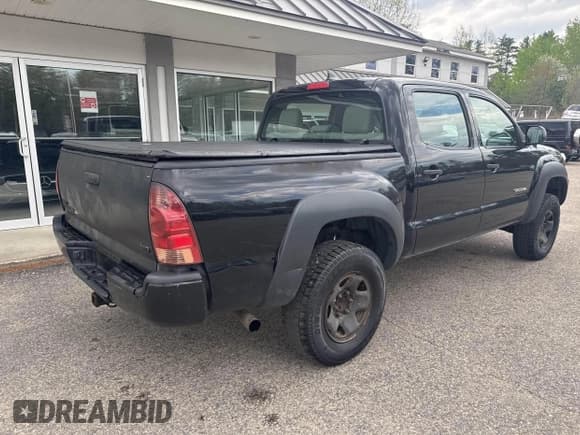✅ 2012 Toyota Tacoma • VIN: 5TFLU4EN2CX029699 • Лот: 42196149. Опубликован ранее на IAAI с пробегом 202 617 миль. Бесплатный доступ к архиву аукционных продаж из США и подробный отчёт об истории автомобиля на DreamBid. Изображение 4.