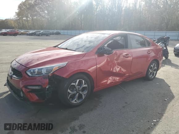 ✅ 2020 Kia Forte LXS • VIN: 3KPF24AD6LE248567 • Лот: 91655675. Опубликован ранее на Copart с пробегом 127 121 миль. Бесплатный доступ к архиву аукционных продаж из США и подробный отчёт об истории автомобиля на DreamBid. Изображение 1.