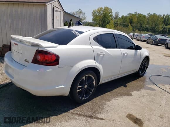 ✅ 2013 Dodge Avenger SE V6 • VIN: 1C3CDZAG7DN750025 • Lot: 68623944. Wystawiony na Copart z przebiegiem 207 512 mil. Bezpłatny archiwum sprzedaży aukcyjnych z USA i szczegółowy raport historii pojazdu na DreamBid. Zdjęcie 3.
