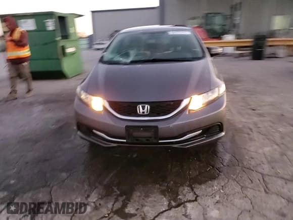 ✅ 2014 Honda Civic LX • VIN: 19XFB2F56EE032369 • Лот: 94227415. Опубликован ранее на Copart с пробегом 130 928 миль. Бесплатный доступ к архиву аукционных продаж из США и подробный отчёт об истории автомобиля на DreamBid. Изображение 13.