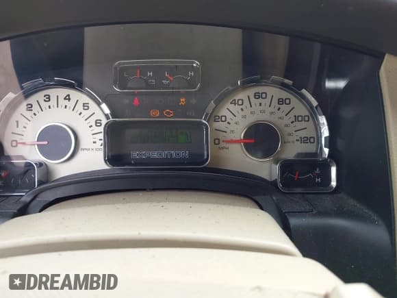 ✅ 2012 Ford Expedition Max King Ranch • VIN: 1FMJK1H54CEF06860 • Лот: 43463226. Опубликован ранее на IAAI с пробегом 202 229 миль. Бесплатный доступ к архиву аукционных продаж из США и подробный отчёт об истории автомобиля на DreamBid. Изображение 7.