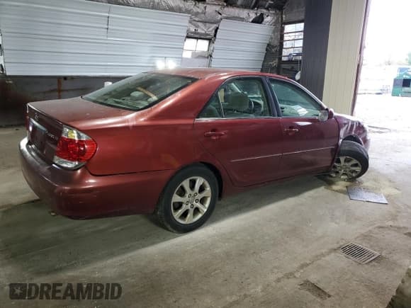 ✅ 2006 Toyota Camry XLE • VIN: 4T1BE30K66U155727 • Lot: 91140875. Wystawiony na Copart z przebiegiem 171 297 mil. Bezpłatny archiwum sprzedaży aukcyjnych z USA i szczegółowy raport historii pojazdu na DreamBid. Zdjęcie 3.