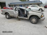 ✅ 2003 GMC Sonoma SLS • VIN: 1GTCS19X038175982 • Lot: 53650955. Wystawiony na Copart z przebiegiem Nie podano. Bezpłatny archiwum sprzedaży aukcyjnych z USA i szczegółowy raport historii pojazdu na DreamBid. Zdjęcie 4.