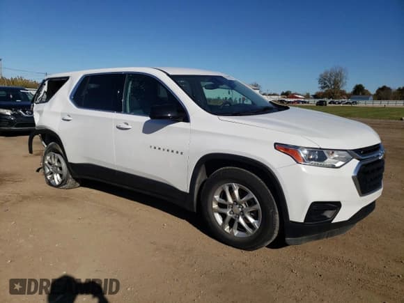 ✅ 2021 Chevrolet Traverse LS • VIN: 1GNEVFKW9MJ102108 • Lot: 90322385. Wystawiony na Copart z przebiegiem 63 602 mil. Bezpłatny archiwum sprzedaży aukcyjnych z USA i szczegółowy raport historii pojazdu na DreamBid. Zdjęcie 4.