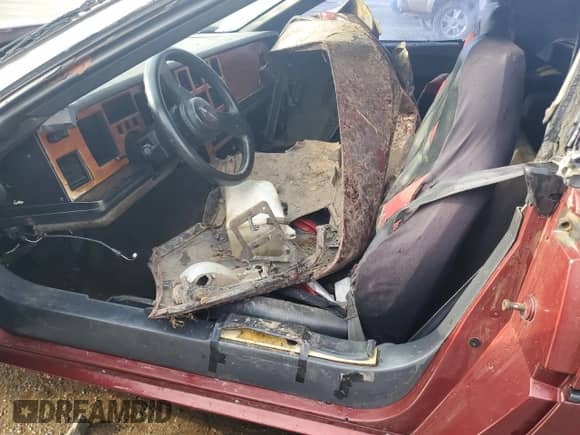 1986 Chevrolet Corvette with VIN 1G1YY6786G5902913, listed as a Copart auction lot 83990034 with Not provided miles and Salvage title. Bid and sale history available at DreamBid. Image 7.