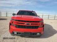✅ 2019 Chevrolet Silverado 1500 RST • VIN: 1GCRYEED4KZ198184 • Lot: 59692714. Wystawiony na Copart z przebiegiem 81 809 mil. Bezpłatny archiwum sprzedaży aukcyjnych z USA i szczegółowy raport historii pojazdu na DreamBid. Zdjęcie 5.