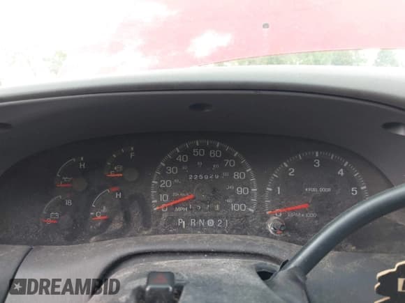 ✅ 1998 Ford F-150 XL • VIN: 1FTZX08WXWKC09271 • Lot: 42925322. Listed on IAAI with 225,929 mi. Free auction sales archive from the USA and detailed vehicle history report at DreamBid. Image 7.