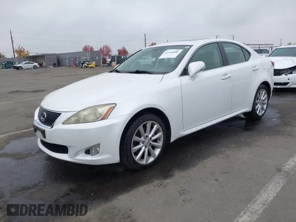 ✅ 2010 Lexus IS 250 • VIN: JTHBF5C21A5109135 • Лот: 43794800. Опубликован ранее на IAAI с пробегом 161 690 миль. Бесплатный доступ к архиву аукционных продаж из США и подробный отчёт об истории автомобиля на DreamBid. Изображение 2.