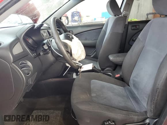 ✅ 2003 Mitsubishi Outlander LS • VIN: JA4LX31G53U034061 • Lot: 44688684. Wystawiony na Copart z przebiegiem 165 732 mil. Bezpłatny archiwum sprzedaży aukcyjnych z USA i szczegółowy raport historii pojazdu na DreamBid. Zdjęcie 7.