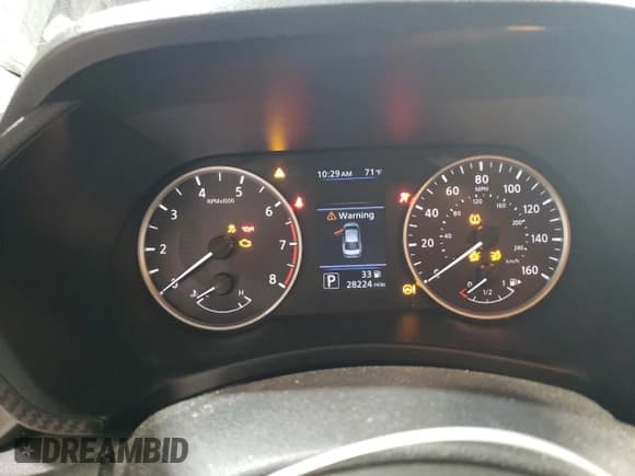 ✅ 2023 Nissan Sentra S • VIN: 3N1AB8BV7PY301454 • Lot: 82535595. Wystawiony na Copart z przebiegiem 28 224 mil. Bezpłatny archiwum sprzedaży aukcyjnych z USA i szczegółowy raport historii pojazdu na DreamBid. Zdjęcie 9.