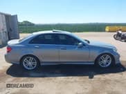 ✅ 2013 Mercedes-Benz C 300 Sport • VIN: WDDGF8AB1DR275539 • Лот: 42608207. Опубликован ранее на IAAI с пробегом 179 363 миль. Бесплатный доступ к архиву аукционных продаж из США и подробный отчёт об истории автомобиля на DreamBid. Изображение 14.