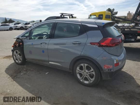 2019 Chevrolet Bolt EV LT z VIN 1G1FY6S04K4104725, wystawiony jako Copart lot #50739834 z przebiegiem 56 724 mil mil oraz . Historia ofert i sprzedaży dostępna na DreamBid. Obrazek 2.