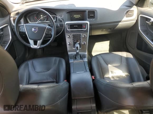 ✅ 2016 Volvo S60 T5 Drive-E • VIN: YV126MFJ9G2405460 • Лот: 65740675. Опубликован ранее на Copart с пробегом 91 083 миль. Бесплатный доступ к архиву аукционных продаж из США и подробный отчёт об истории автомобиля на DreamBid. Изображение 8.