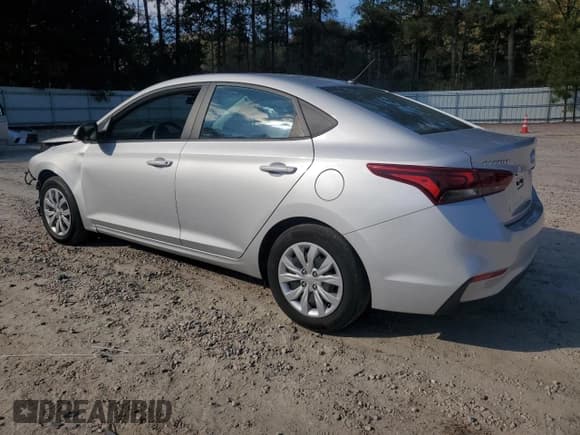 ✅ 2022 Hyundai Accent SEL • VIN: 3KPC24A65NE161072 • Лот: 77826504. Опубликован ранее на Copart с пробегом 36 628 миль. Бесплатный доступ к архиву аукционных продаж из США и подробный отчёт об истории автомобиля на DreamBid. Изображение 2.