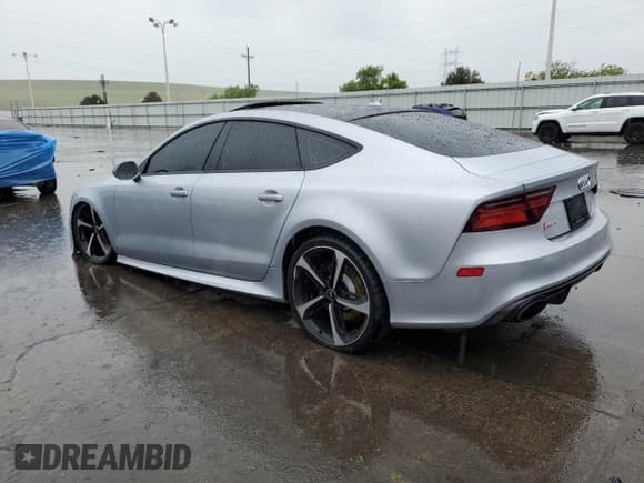 ✅ 2017 Audi RS 7 Prestige • VIN: WUAWAAFC8HN903853 • Lot: 56004645. Wystawiony na Copart z przebiegiem 60 207 mil. Bezpłatny archiwum sprzedaży aukcyjnych z USA i szczegółowy raport historii pojazdu na DreamBid. Zdjęcie 2.