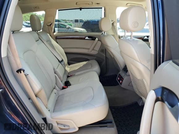 ✅ 2014 Audi Q7 S line Prestige • VIN: WA1DGAFE7ED001727 • Lot: 52205025. Listed on Copart with 82,336 mi. Free auction sales archive from the USA and detailed vehicle history report at DreamBid. Image 11.