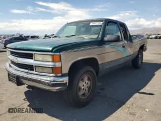 1995 Chevrolet Silverado 1500 z VIN 2GCEK19K5S1190895, wystawiony jako Copart lot #70937755 z przebiegiem 201 101 mil mil oraz Szkoda całkowita • Salvage title. Historia ofert i sprzedaży dostępna na DreamBid. Obrazek 1.