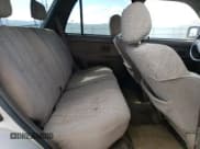 ✅ 1996 Toyota 4Runner SR5 • VIN: JT3HN86R1T0051234 • Lot: 55867665. Wystawiony na Copart z przebiegiem 357 920 mil. Bezpłatny archiwum sprzedaży aukcyjnych z USA i szczegółowy raport historii pojazdu na DreamBid. Zdjęcie 11.