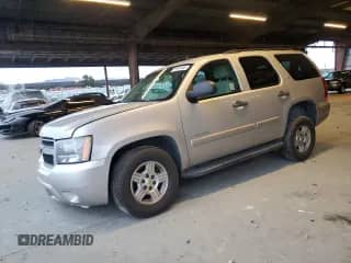 2007 Chevrolet Tahoe LS with VIN 1GNFC13C37J392786, listed as a Copart auction lot 81931635 with 179,423 mi miles and Salvage title. Bid and sale history available at DreamBid. Image 1.