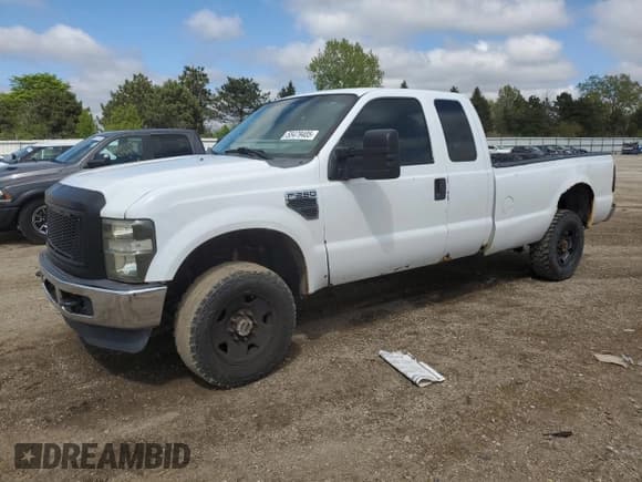 ✅ 2008 Ford F-250 XL • VIN: 1FTSX21508EE15568 • Lot: 55479405. Listed on Copart with 441,704 mi. Free auction sales archive from the USA and detailed vehicle history report at DreamBid. Image 1.