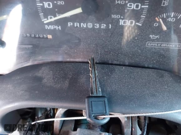 ✅ 1996 Chevrolet Silverado 1500 • VIN: 1GCEK19M3TE118112 • Лот: 43754878. Опубликован ранее на IAAI с пробегом 363 305 миль. Бесплатный доступ к архиву аукционных продаж из США и подробный отчёт об истории автомобиля на DreamBid. Изображение 11.