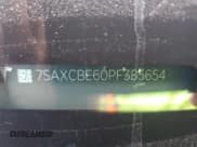 ✅ 2023 Tesla Model X Plaid • VIN: 7SAXCBE60PF385654 • Lot: 90645055. Wystawiony na Copart z przebiegiem 30 184 mil. Bezpłatny archiwum sprzedaży aukcyjnych z USA i szczegółowy raport historii pojazdu na DreamBid. Zdjęcie 12.