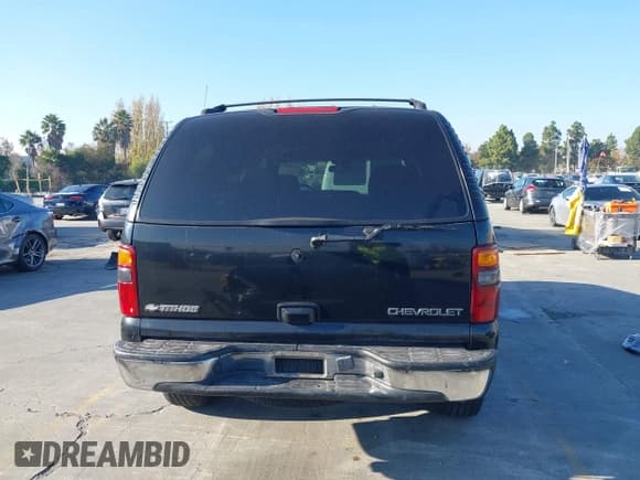 ✅ 2001 Chevrolet Tahoe LT • VIN: 1GNEK13T01J118662 • Lot: 43786967. Listed on IAAI with 346,882 mi. Free auction sales archive from the USA and detailed vehicle history report at DreamBid. Image 17.