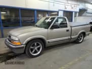 ✅ 2000 Chevrolet S-10 LS • VIN: 1GCCS14W6YK297867 • Лот: 88991925. Опубликован ранее на Copart с пробегом 189 214 миль. Бесплатный доступ к архиву аукционных продаж из США и подробный отчёт об истории автомобиля на DreamBid. Изображение 1.