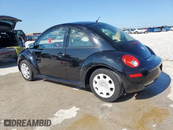✅ 2010 Volkswagen Beetle • VIN: 3VWPW3AG2AM020594 • Лот: 53159655. Опубликован ранее на Copart с пробегом 93 198 миль. Бесплатный доступ к архиву аукционных продаж из США и подробный отчёт об истории автомобиля на DreamBid. Изображение 2.
