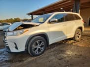 ✅ 2018 Toyota Highlander LE Plus • VIN: 5TDZZRFH7JS244662 • Lot: 91729435. Wystawiony na Copart z przebiegiem 166 221 mil. Bezpłatny archiwum sprzedaży aukcyjnych z USA i szczegółowy raport historii pojazdu na DreamBid. Zdjęcie 1.