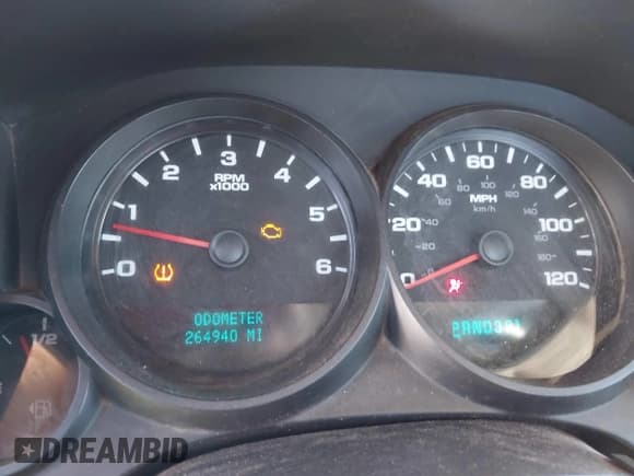 ✅ 2007 Chevrolet Silverado 1500 Work Truck • VIN: 1GCEC19X07Z652318 • Lot: 42432239. Listed on IAAI with 264,940 mi. Free auction sales archive from the USA and detailed vehicle history report at DreamBid. Image 7.