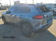 ✅ 2024 Toyota Corolla Cross XLE • VIN: 7MUDAAAG0RV072946 • Lot: 96832235. Wystawiony na Copart z przebiegiem 48 881 mil. Bezpłatny archiwum sprzedaży aukcyjnych z USA i szczegółowy raport historii pojazdu na DreamBid. Zdjęcie 2.