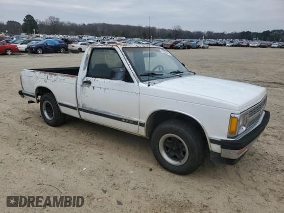 ✅ 1992 Chevrolet S-10 • VIN: 1GCCS14Z3N8129901 • Лот: 44785475. Опубликован ранее на Copart с пробегом 138 166 миль. Бесплатный доступ к архиву аукционных продаж из США и подробный отчёт об истории автомобиля на DreamBid. Изображение 4.