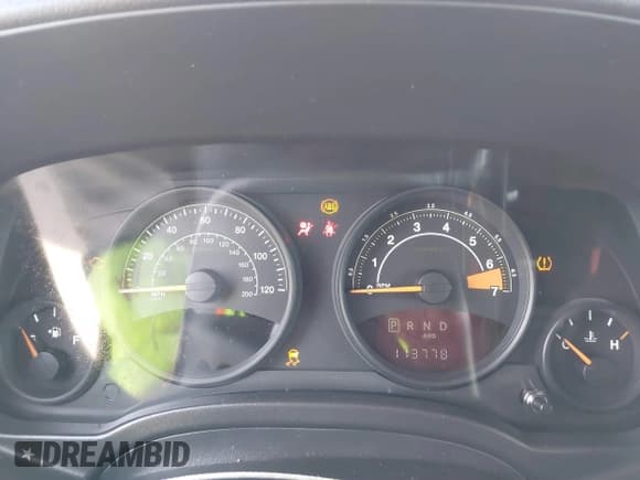 ✅ 2017 Jeep Patriot High Altitude • VIN: 1C4NJRFBXHD174100 • Lot: 41583259. Wystawiony na IAAI z przebiegiem 113 778 mil. Bezpłatny archiwum sprzedaży aukcyjnych z USA i szczegółowy raport historii pojazdu na DreamBid. Zdjęcie 7.