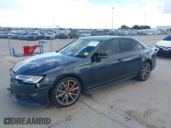 ✅ 2018 Audi A4 Premium Plus • VIN: WAUENAF47JA059918 • Lot: 43295476. Listed on IAAI with 72,591 mi. Free auction sales archive from the USA and detailed vehicle history report at DreamBid. Image 19.