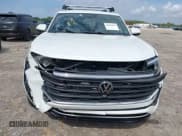 ✅ 2024 Volkswagen Atlas SEL Premium R-Line • VIN: 1V2FE2CA2RC229396 • Lot: 42022827. Wystawiony na IAAI z przebiegiem 8 691 mil. Bezpłatny archiwum sprzedaży aukcyjnych z USA i szczegółowy raport historii pojazdu na DreamBid. Zdjęcie 12.