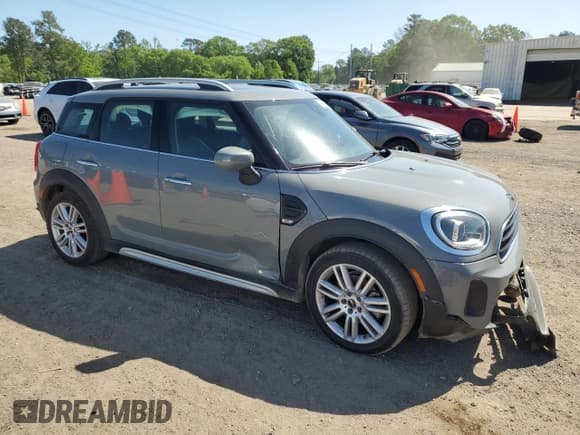 ✅ 2022 MINI Countryman Cooper • VIN: WMZ23BR02N3N61756 • Lot: 52310665. Listed on Copart with 85,638 mi. Free auction sales archive from the USA and detailed vehicle history report at DreamBid. Image 4.